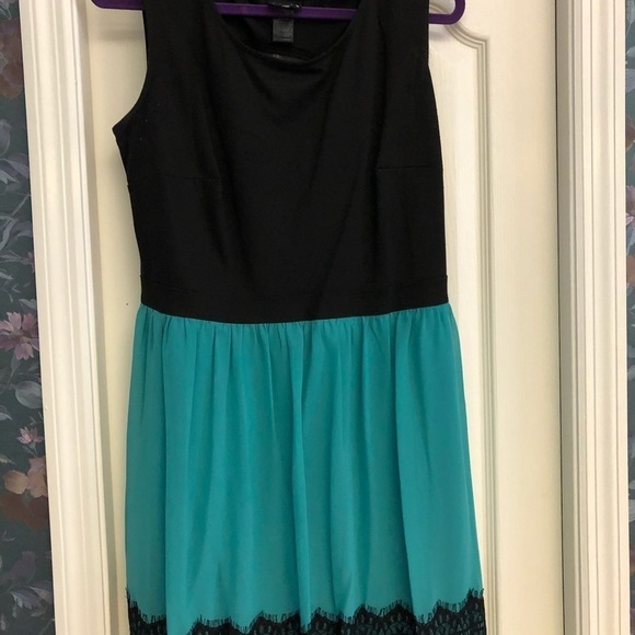 Enfocus Studio Dresses & Skirts - EnFocus Green/Black Dress